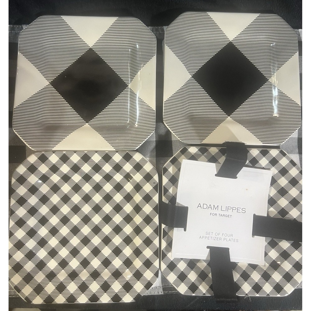 NWT (4)‎ Adam Lippes White and Black Set of Appetizer Plates (2261)